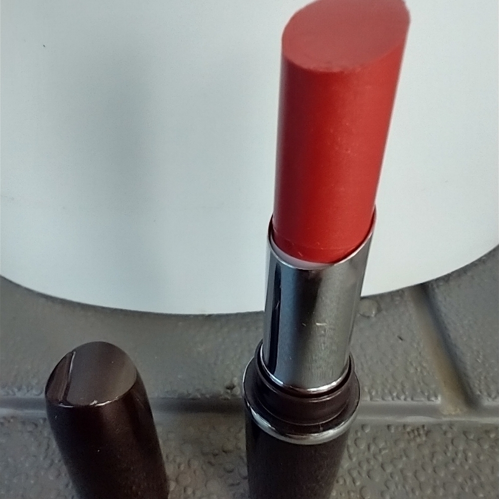 Volume xl seduction plumping lip color 160 born wi